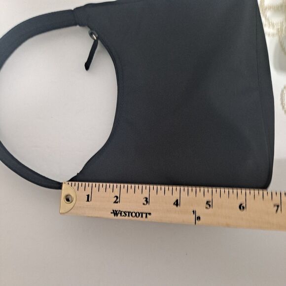 Prada Tessuto Sport Black Nylon Handbag EUC Authentic Zipper Closure - Picture 14 of 16